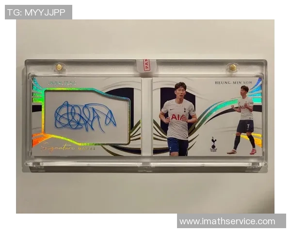 球星卡与足球油画艺术融合展现绿茵激情与收藏魅力